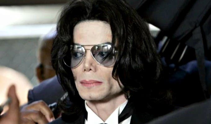 Michael jackson con discount lentes